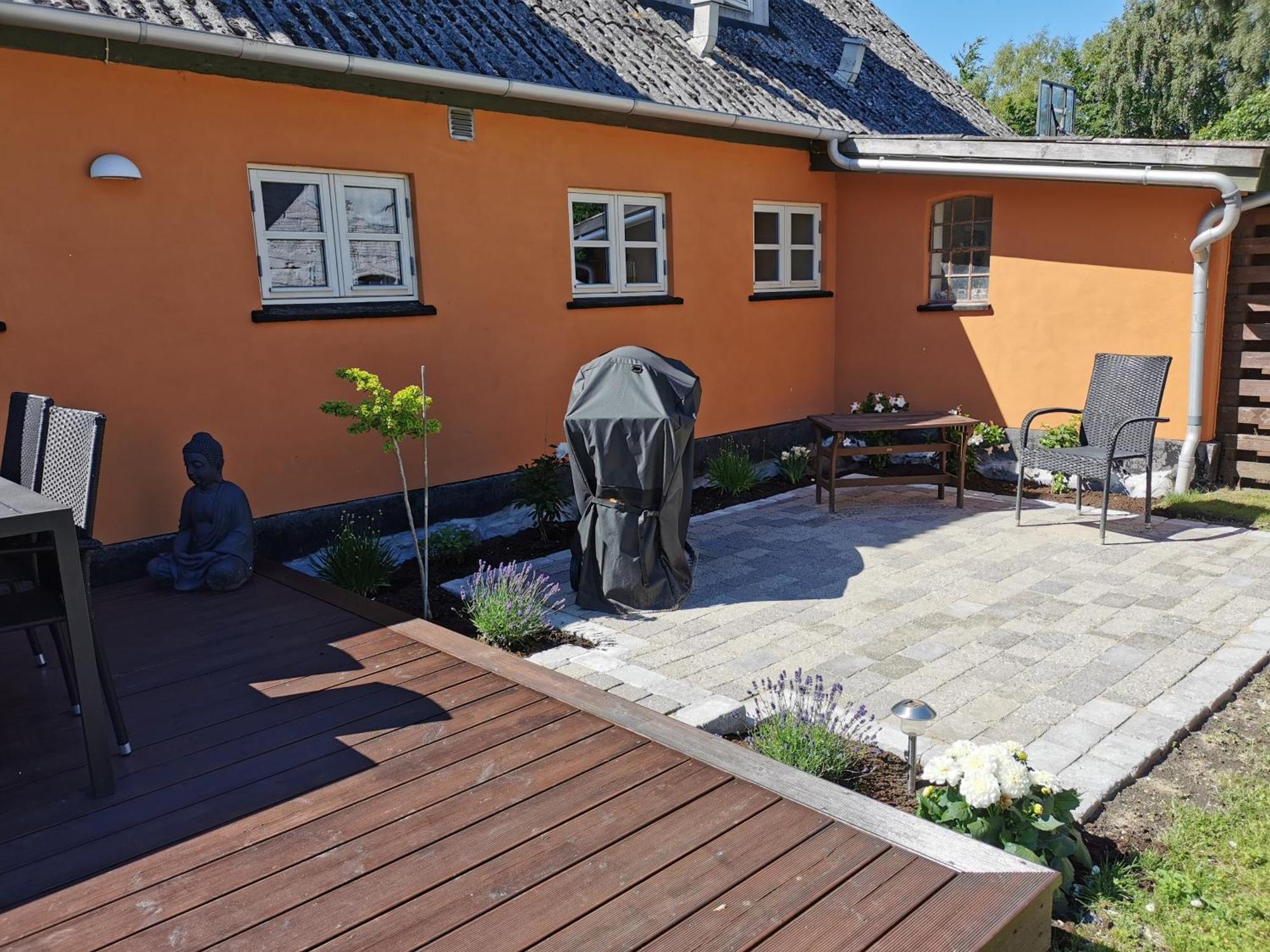 Akaciegaarden Bed & Breakfast Harlev  Ngoại thất bức ảnh